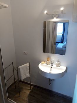Abagnale Montecitorio 3* Roma